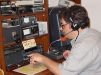 http://www.jsolana.com.mx/xe1yjs/fotos/cxe1yjs2.jpg